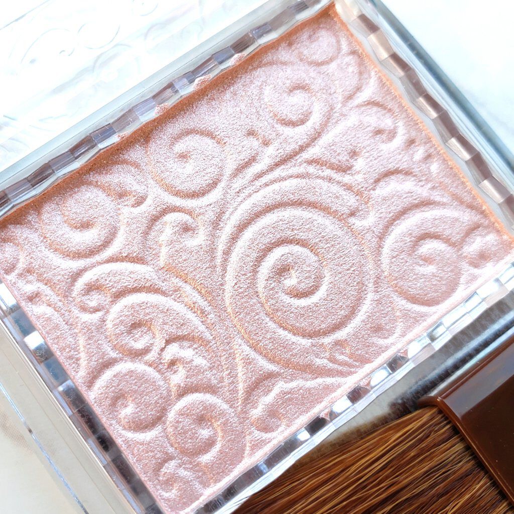 パールグロウハイライト/CEZANNE/パウダーハイライトを使ったクチコミ（2枚目）