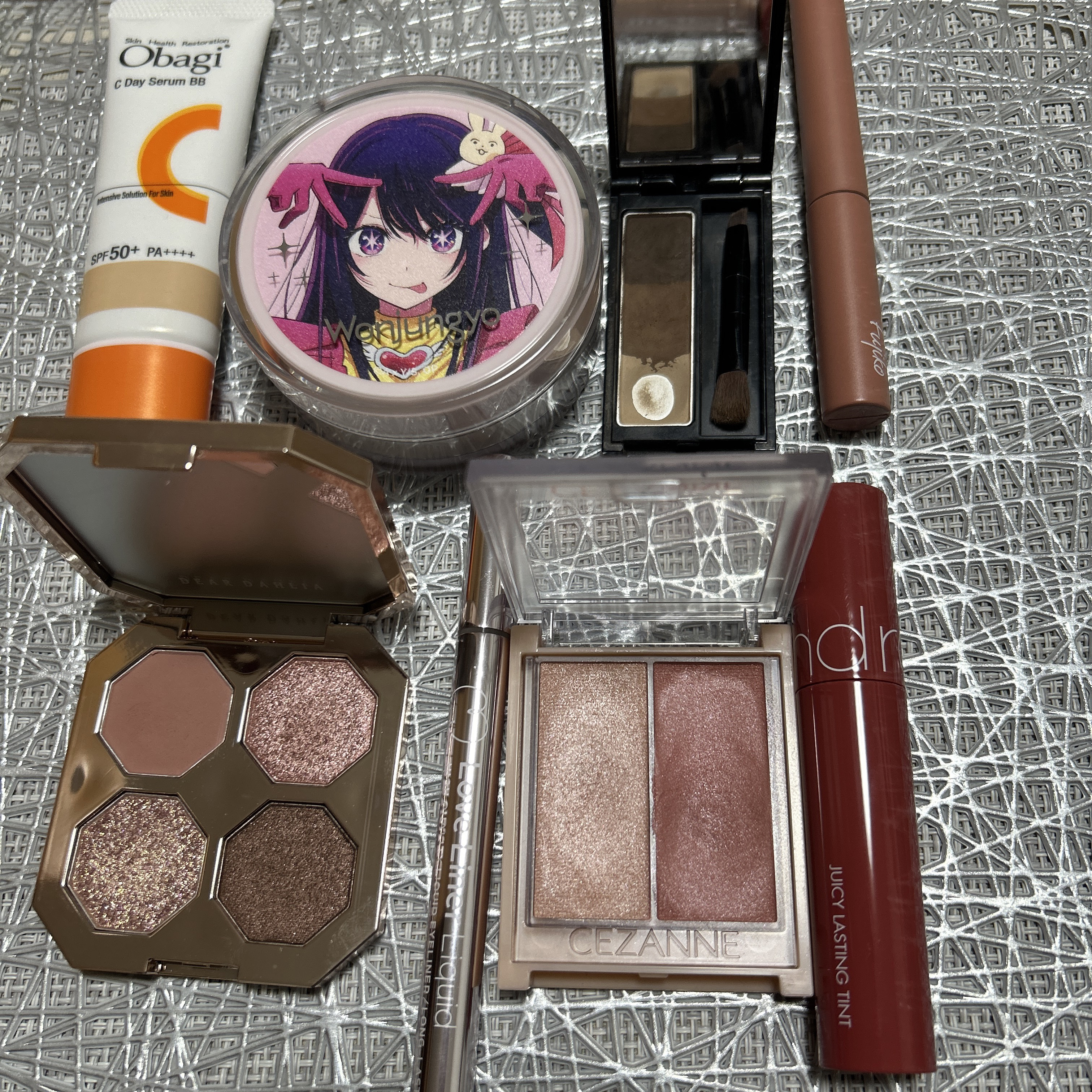 ケイト デザイニングアイブロウ3D/KATE/パウダーアイブロウを使ったクチコミ（2枚目）