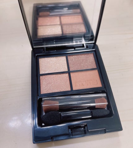 ミネラルクラッシィシャドー/エトヴォス/アイシャドウパレットを使ったクチコミ(4枚目)