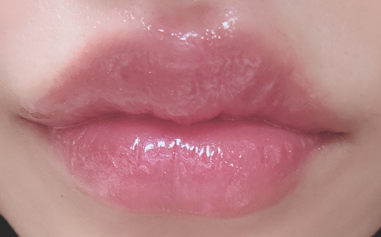 デューステインシアーリップグロス/Milk Touch/リップグロスを使ったクチコミ（2枚目）