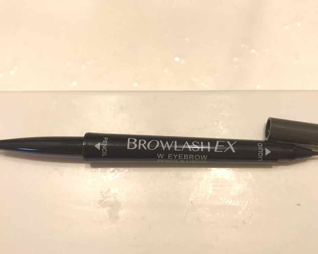 ブロウラッシュEX ウォーターストロング Wアイブロウ(ペンシル&リキッド)/ブロウラッシュ/アイブロウペンシルを使ったクチコミ（1枚目）