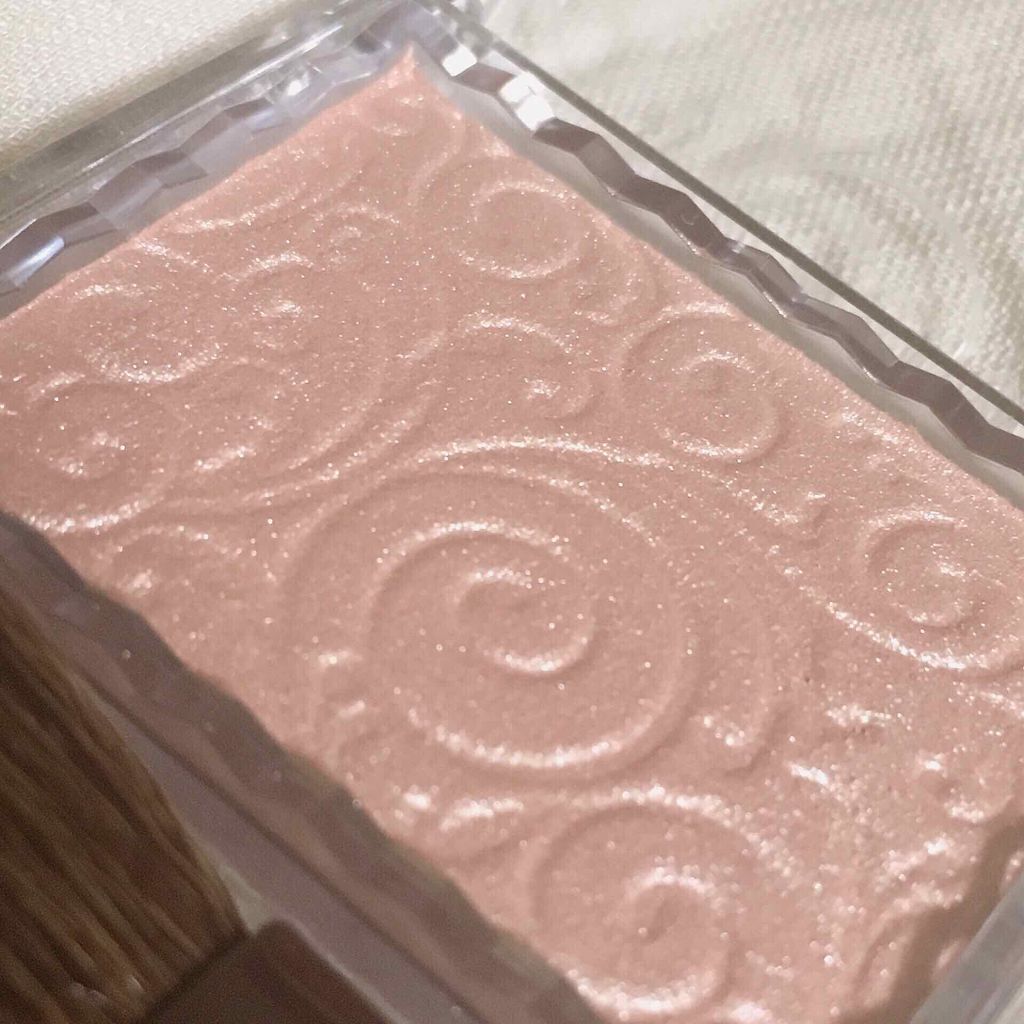 パールグロウハイライト/CEZANNE/パウダーハイライトを使ったクチコミ(2枚目)