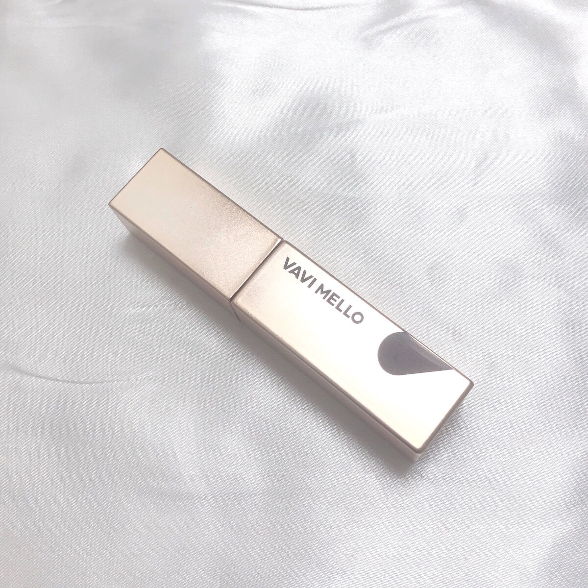 ハートウィンドウリップティントベルベットタイプ/VAVI MELLO/口紅を使ったクチコミ（3枚目）