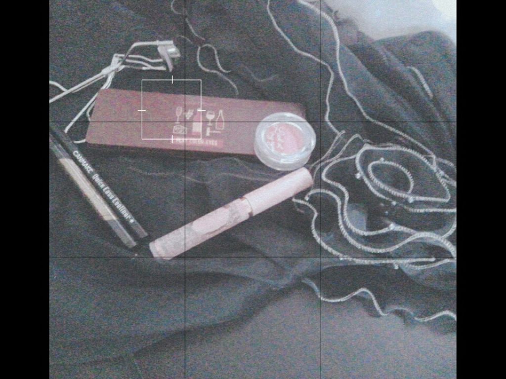 ルックアット マイアイズ Etudeを使った口コミ 病み系 メンヘラメイク メイクじゆうちょ By 小鼻殺 脂性肌 10代後半 Lips