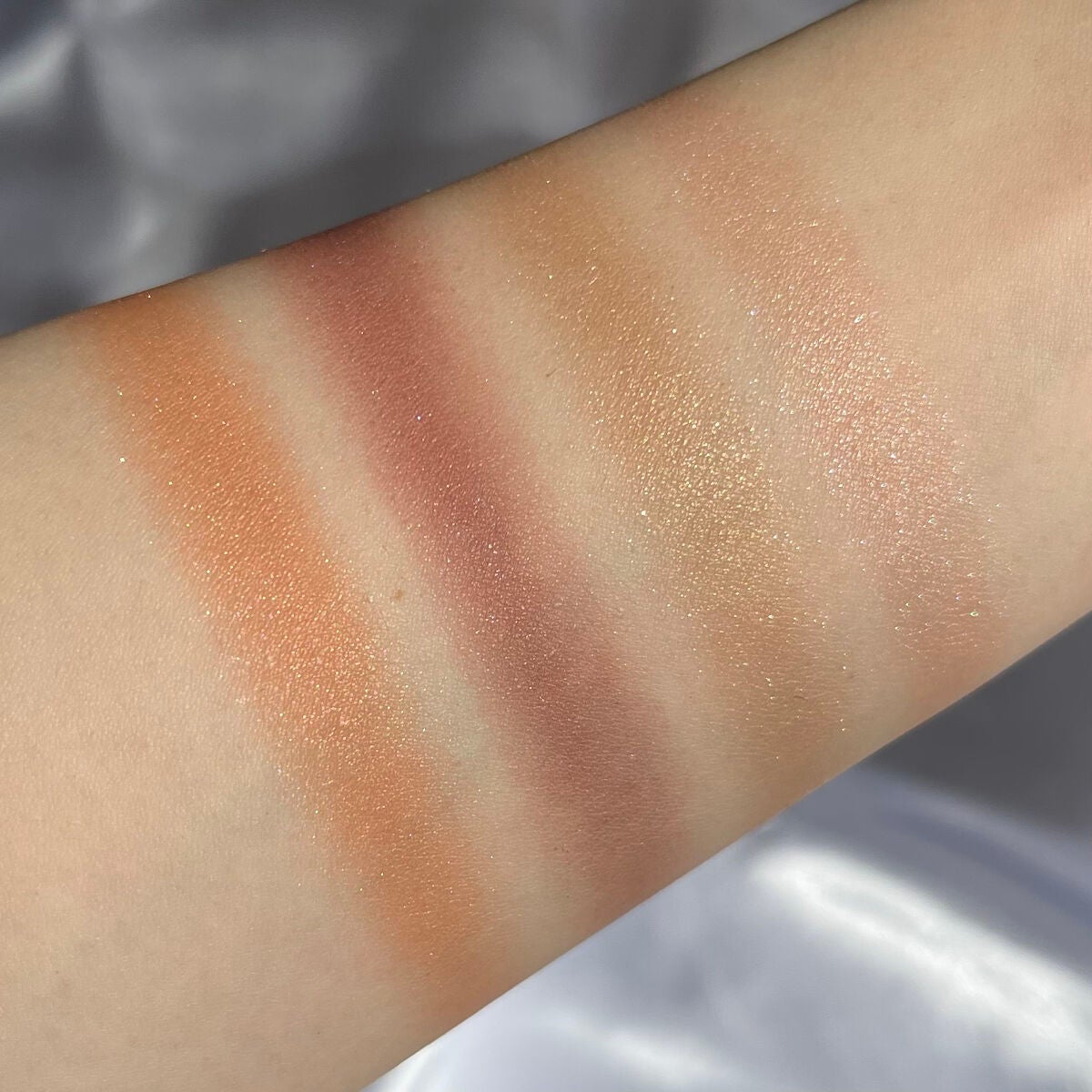 リアルクローズシャドウ/excel/アイシャドウパレットを使ったクチコミ(3枚目)