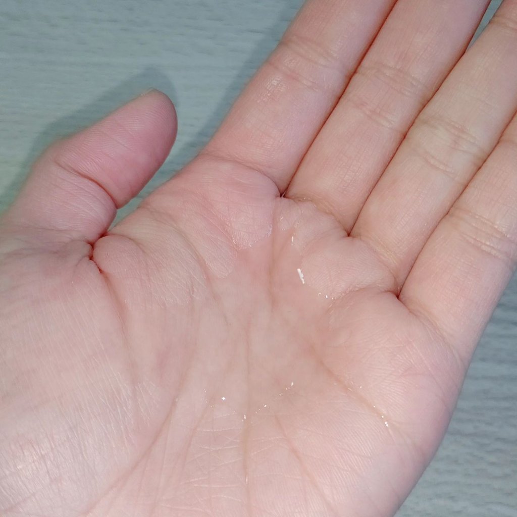 ハトムギ美容水inビタミンC誘導体/パエンナ/化粧水を使ったクチコミ（2枚目）