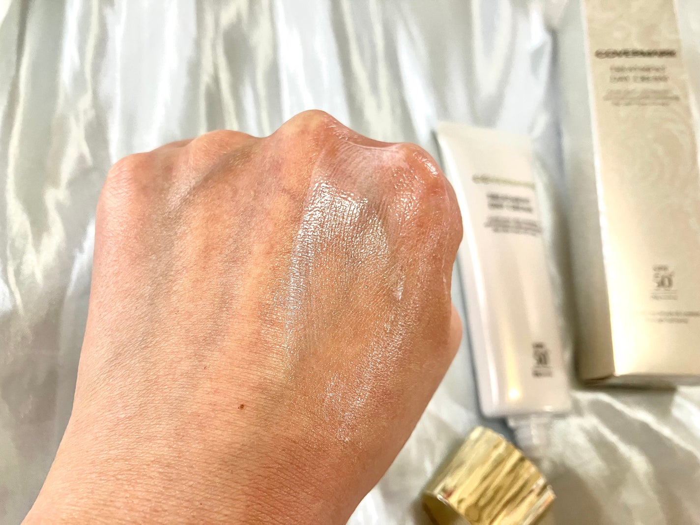 トリートメント デイ クリーム/COVERMARK/日焼け止めクリームを使ったクチコミ(3枚目)