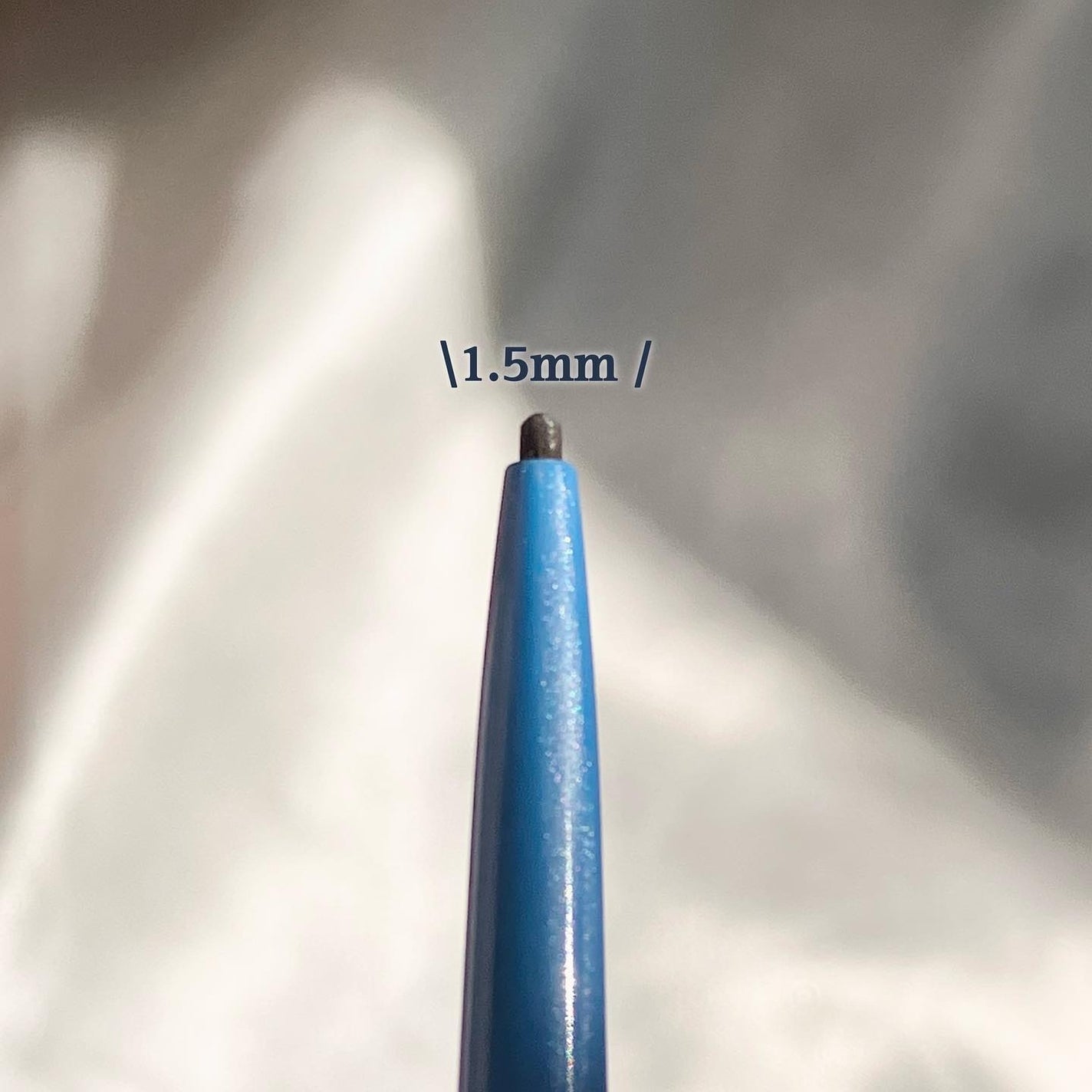 「密着アイライナー」極細クリームペンシル/デジャヴュ/ペンシルアイライナーを使ったクチコミ(2枚目)