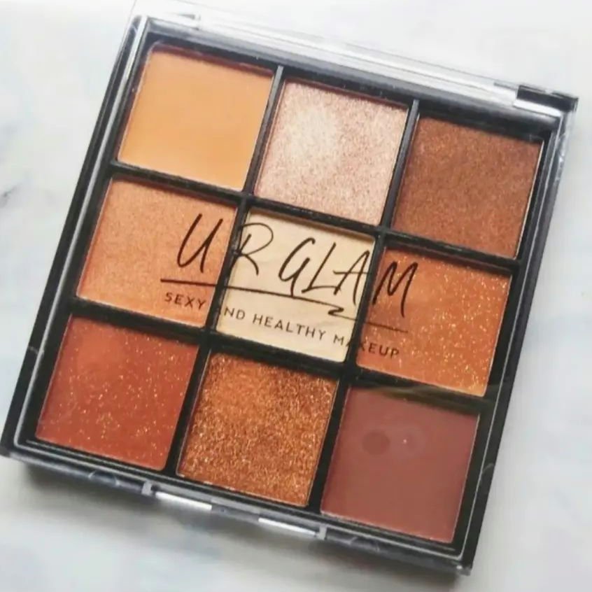 UR GLAM　BLOOMING EYE COLOR PALETTE/U R GLAM/アイシャドウパレットを使ったクチコミ（1枚目）