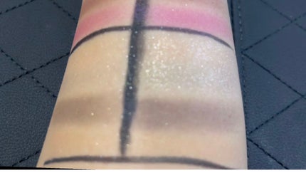 アイカラーレーション/LUNASOL/アイシャドウパレットを使ったクチコミ(4枚目)