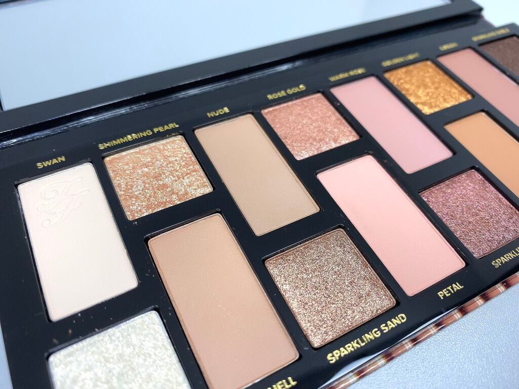 ボーン ディス ウェイ ザ ナチュラル ヌード アイシャドウ パレット/Too Faced/アイシャドウパレットを使ったクチコミ(3枚目)