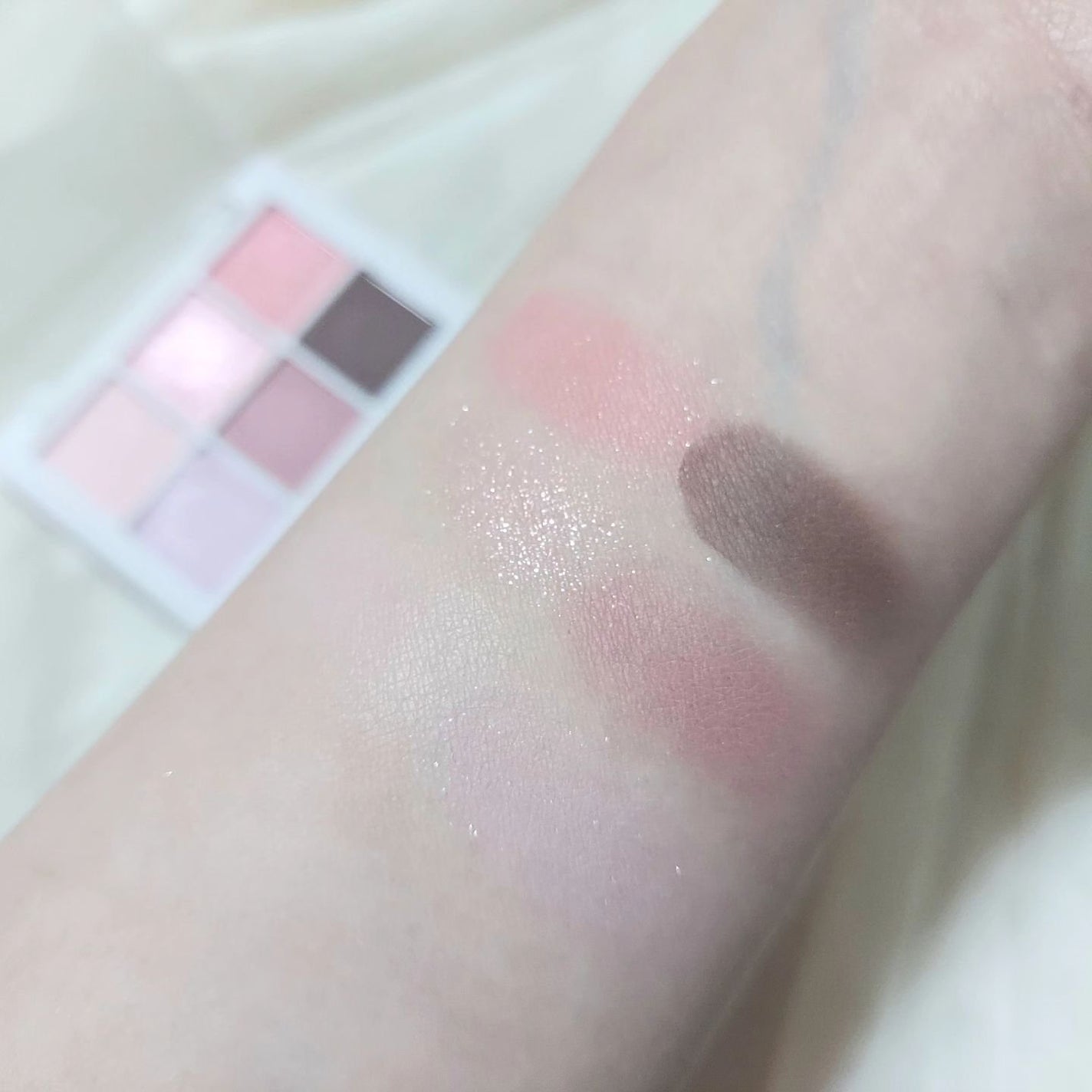 ピンククリスマスキャロルエディション/シャドウパレット+チークセット/Dinto/メイクアップキットを使ったクチコミ(3枚目)