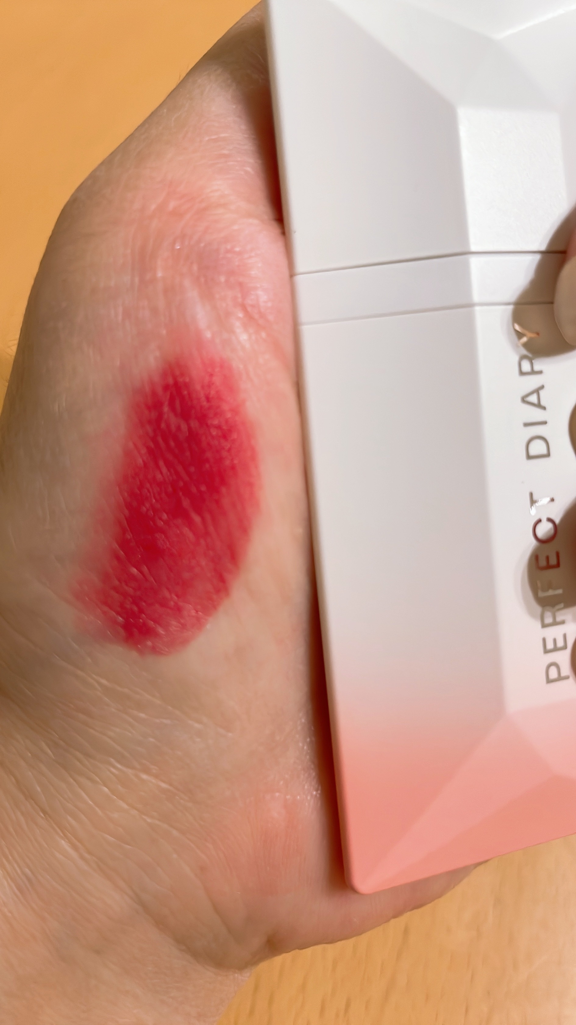 PERFECT DIARY (パーフェクトダイアリー) READ ME フローティングライト リップグロス/PERFECT DIARY/リップグロスを使ったクチコミ（2枚目）