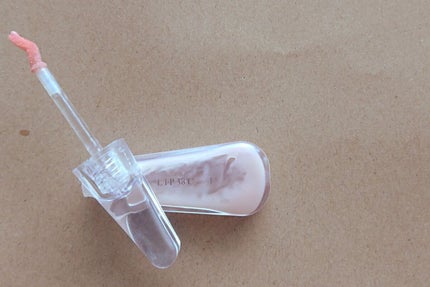 38°C / 99°F リップトリートメント (リップ美容液)/UZU BY FLOWFUSHI/リップケアを使ったクチコミ(3枚目)