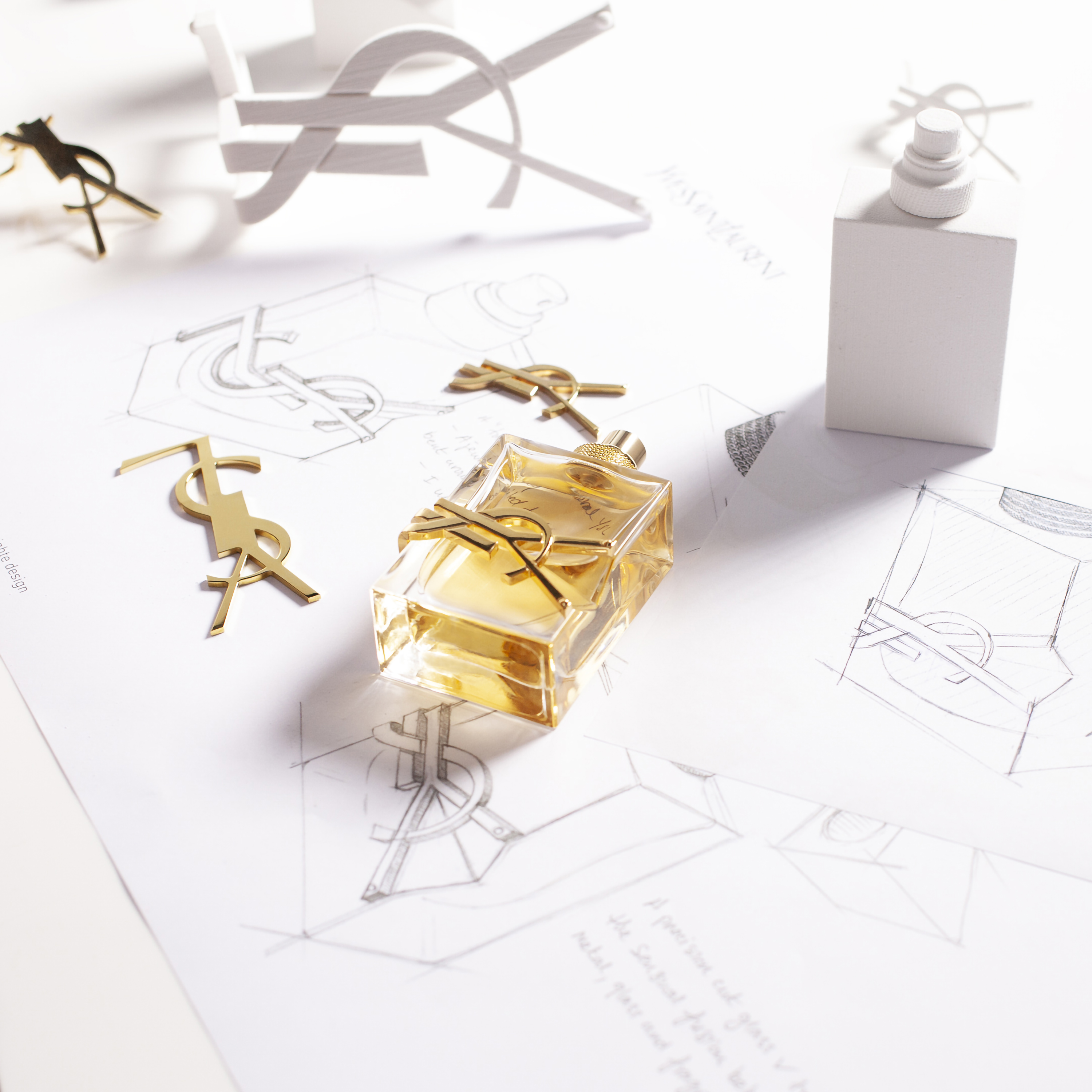 リブレ オーデパルファム/YVES SAINT LAURENT BEAUTE/香水(レディース)を使ったクチコミ（2枚目）