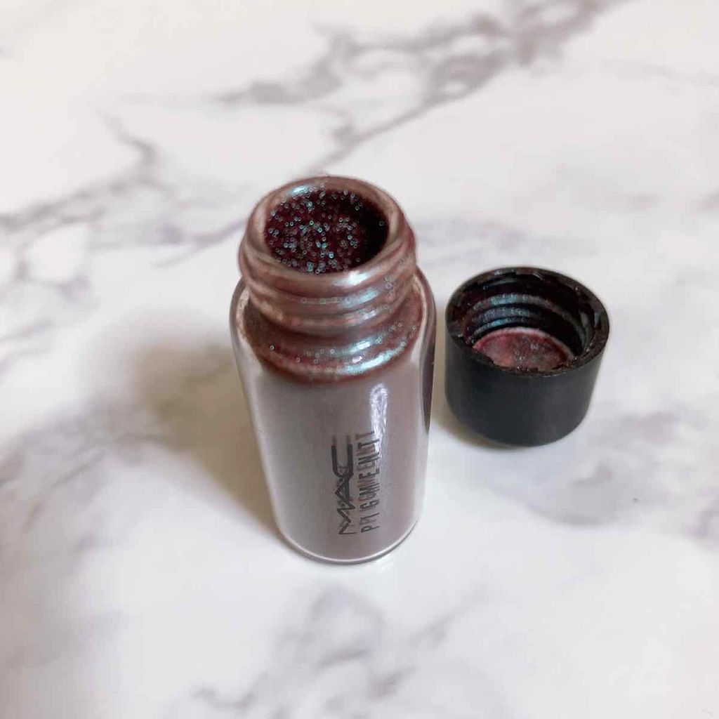 ピグメント/M・A・C/単色アイシャドウを使ったクチコミ（2枚目）