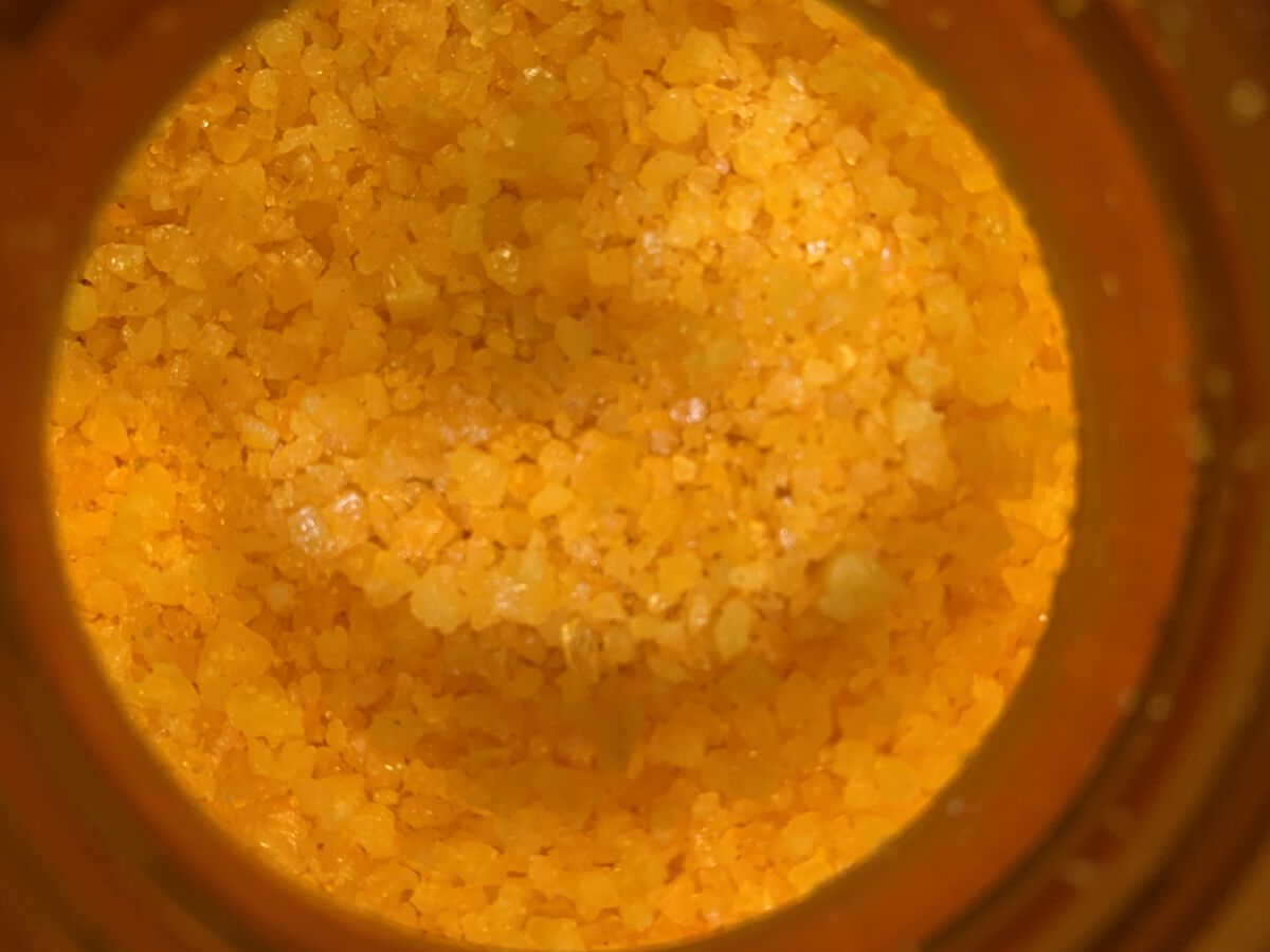 クナイプ バスソルト ユズ＆ジンジャーの香り 850g【旧】/クナイプ/無機塩系入浴剤を使ったクチコミ（2枚目）