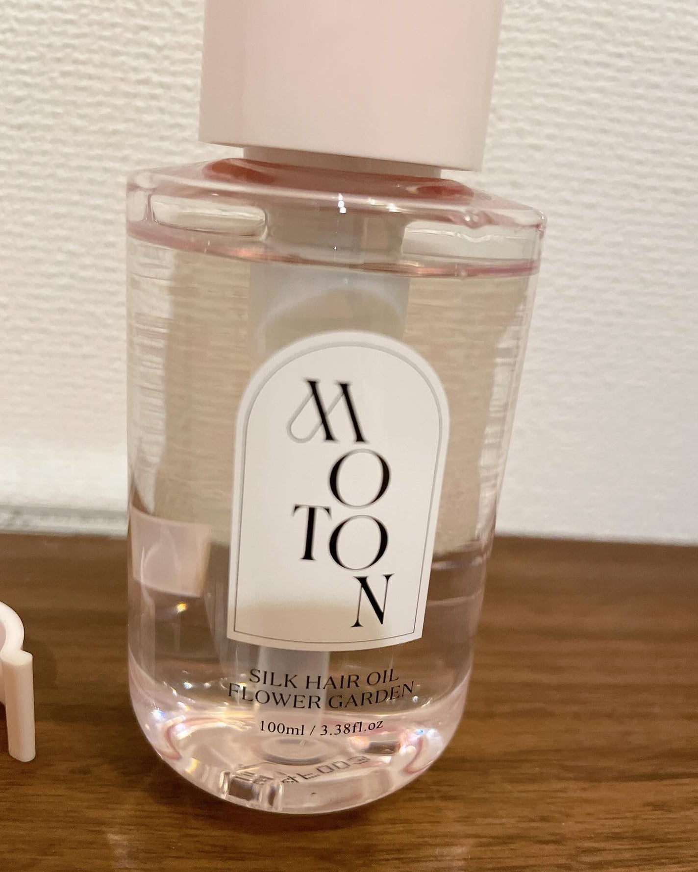 MOTON シルクヘアオイル フラワーガーデン/MOTON/ヘアオイルを使ったクチコミ(3枚目)