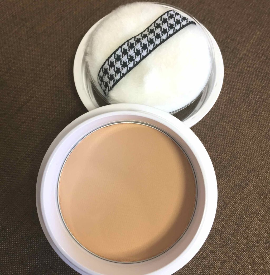 フェイスパウダー 薬用美白オークル /クリアラスト/プレストパウダーを使ったクチコミ(2枚目)