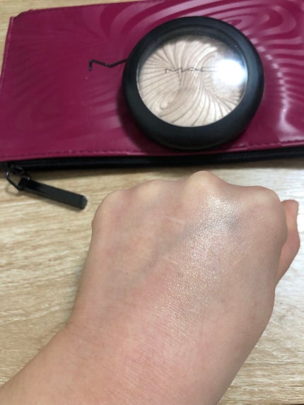 エクストラ ディメンション スキンフィニッシュ/M・A・C/プレストパウダーを使ったクチコミ(6枚目)