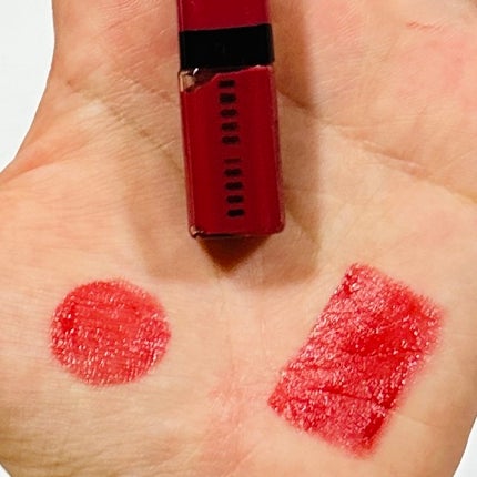 クラッシュド リキッド リップ/BOBBI BROWN/口紅を使ったクチコミ(2枚目)