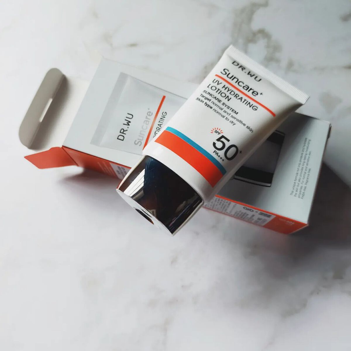 サンスクリーン+  モイスト日焼け止め＜日焼け止め＞/DR.WU/日焼け止めクリームを使ったクチコミ（1枚目）