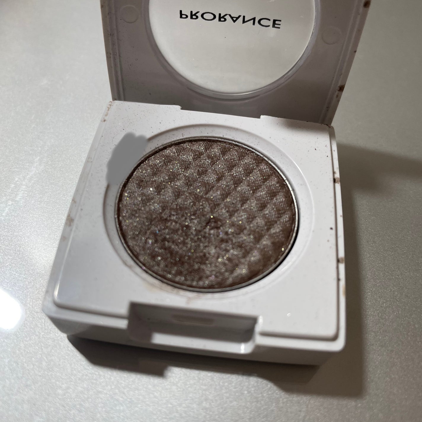 アイシャドウ/プロランス/単色アイシャドウを使ったクチコミ(4枚目)