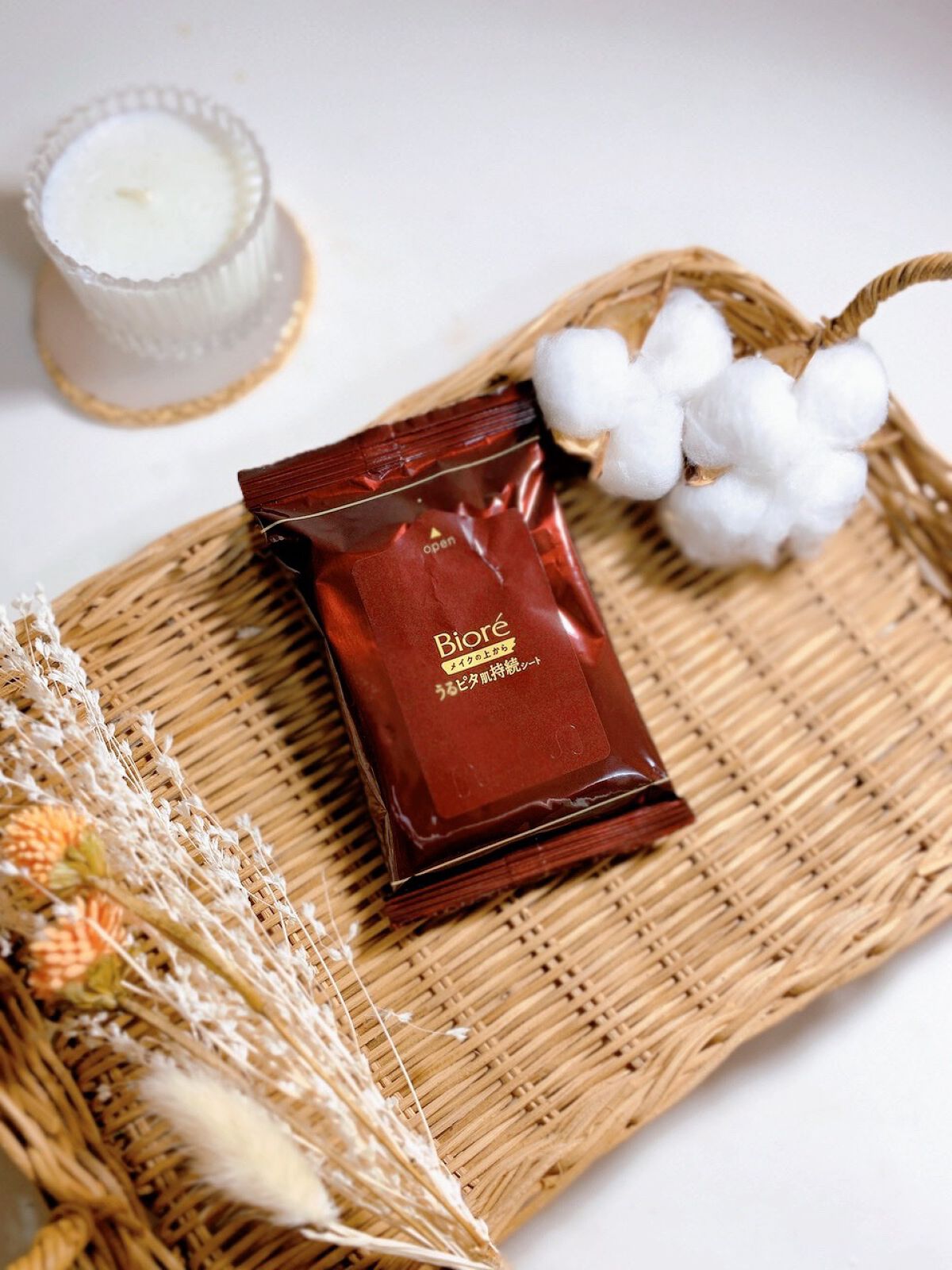 ビオレメイクの上からうるピタ肌持続シート/ビオレ/フェイスシートを使ったクチコミ(3枚目)