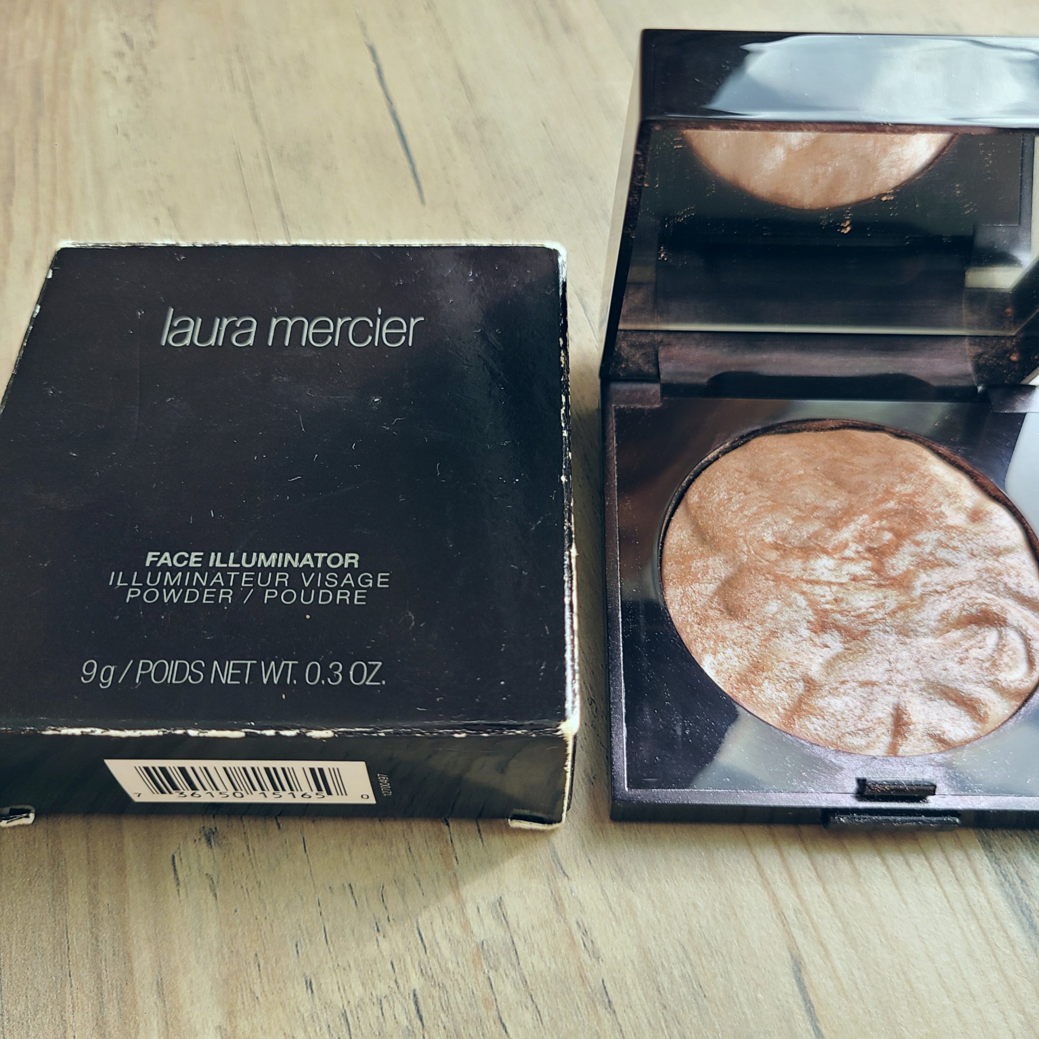 フェイスイルミネーター/ローラ メルシエ/パウダーハイライトを使ったクチコミ（2枚目）