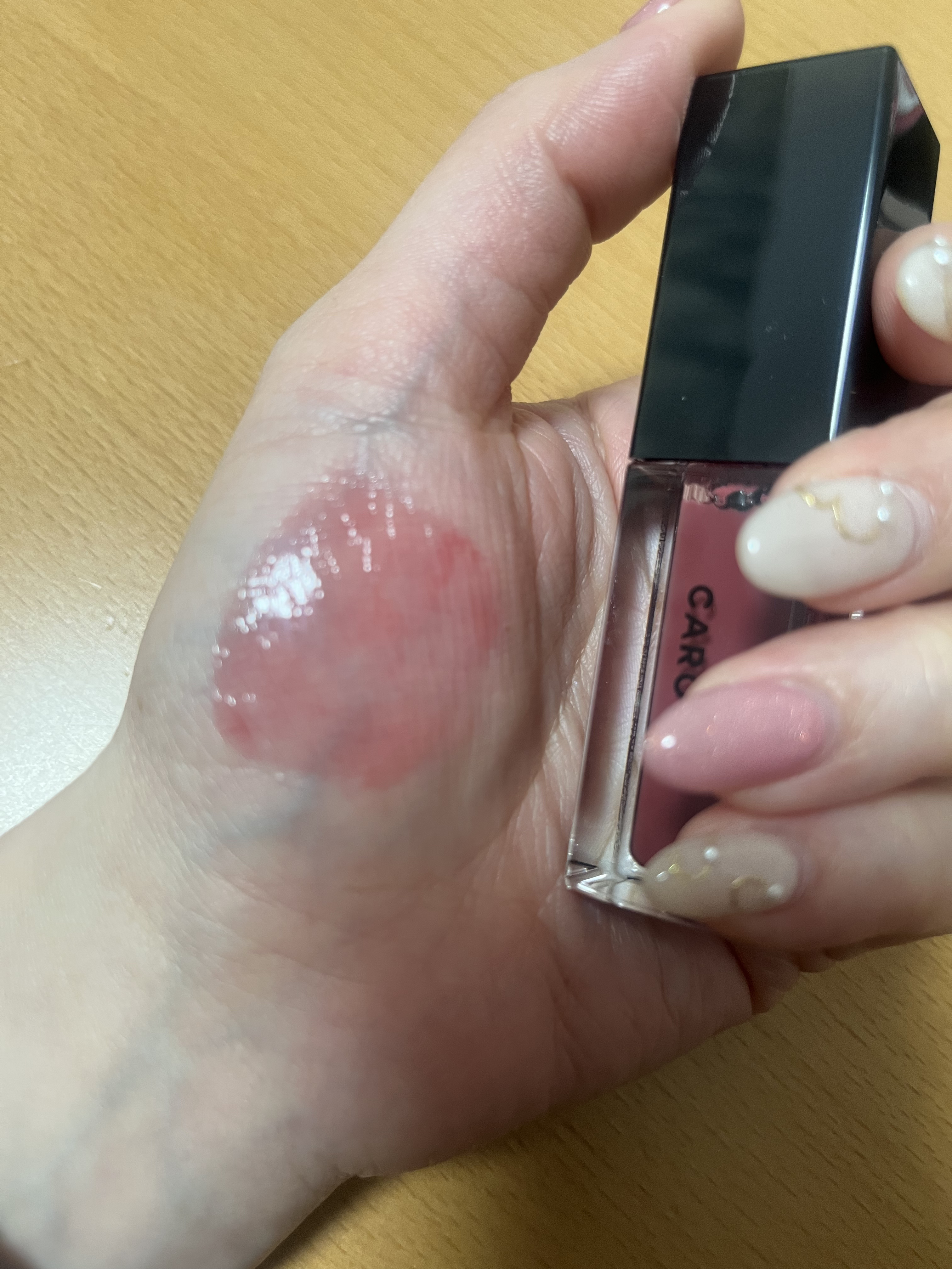 ブルーミングリップグロウ レディライクローズ/CAROME./口紅を使ったクチコミ（3枚目）