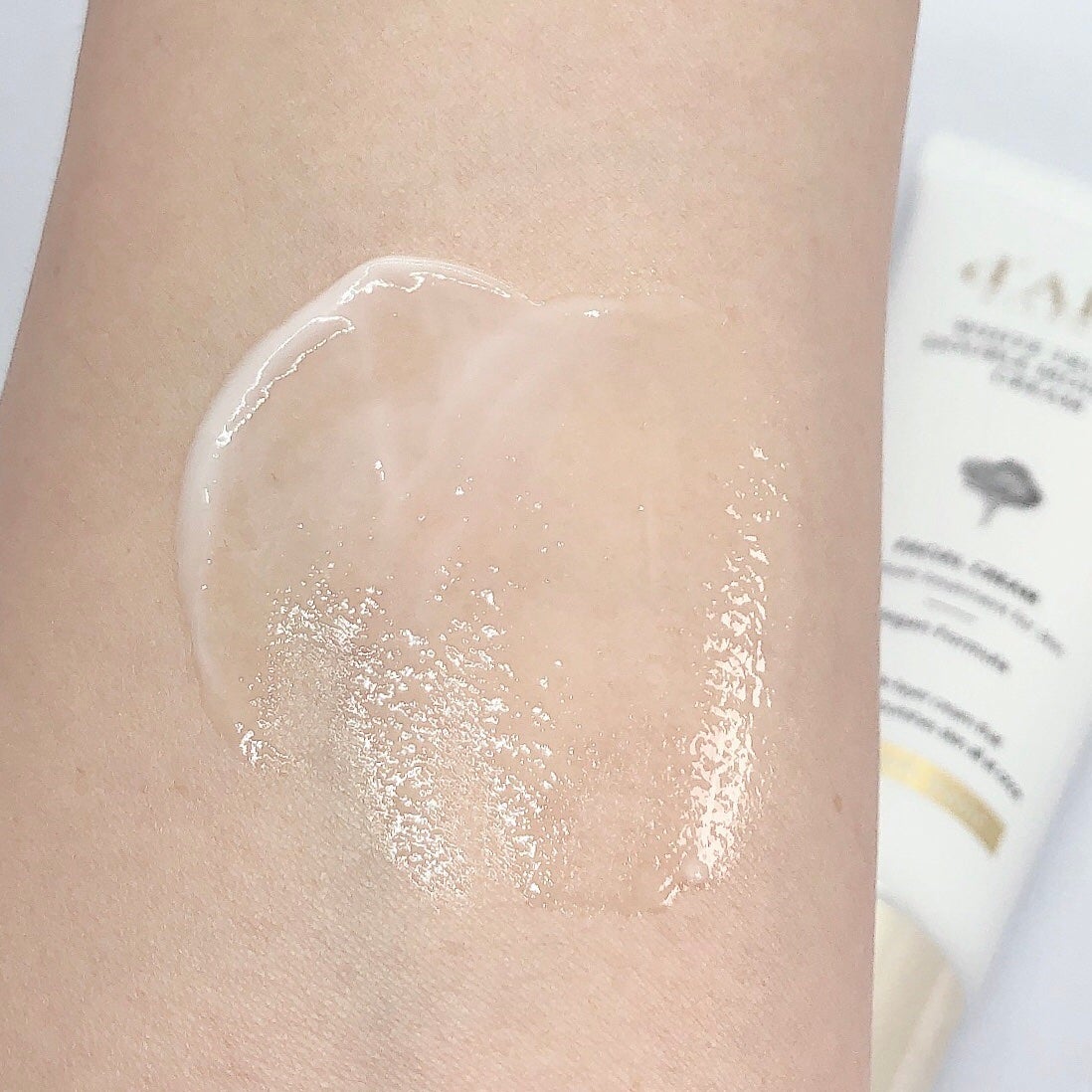 ダルバ ホワイトトリュフファーストスプレーセラム/ダルバ/ミスト状化粧水を使ったクチコミ(8枚目)