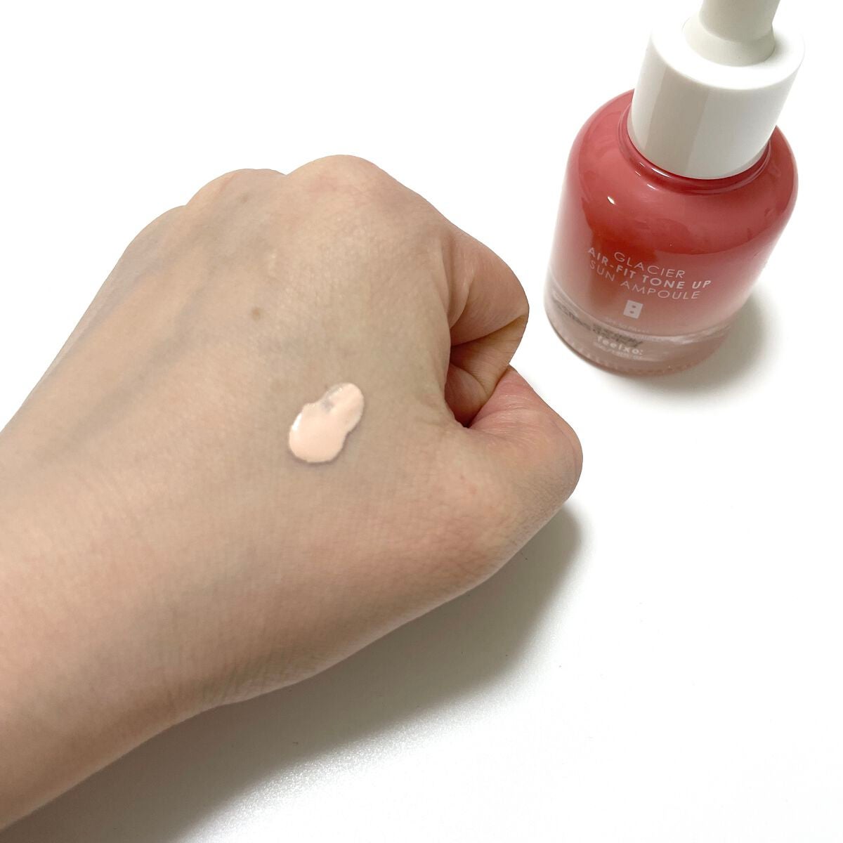 ピルソ グラシアエアフィットトーンアップサンアンプル SPF50 PA+++/feelxo/化粧下地を使ったクチコミ(3枚目)