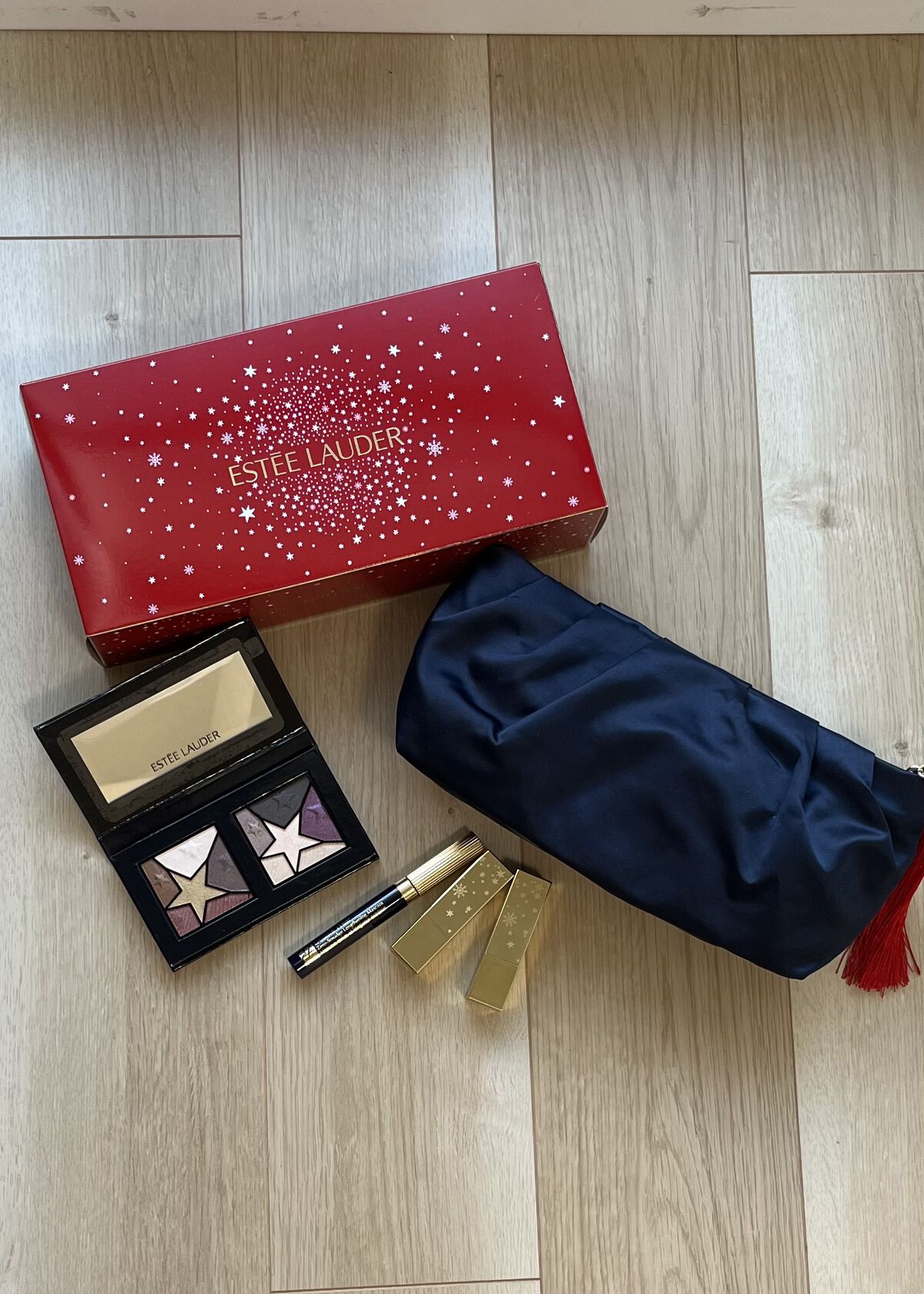 グッド アズ ゴールド 2022 /ESTEE LAUDER/メイクアップキットを使ったクチコミ（1枚目）