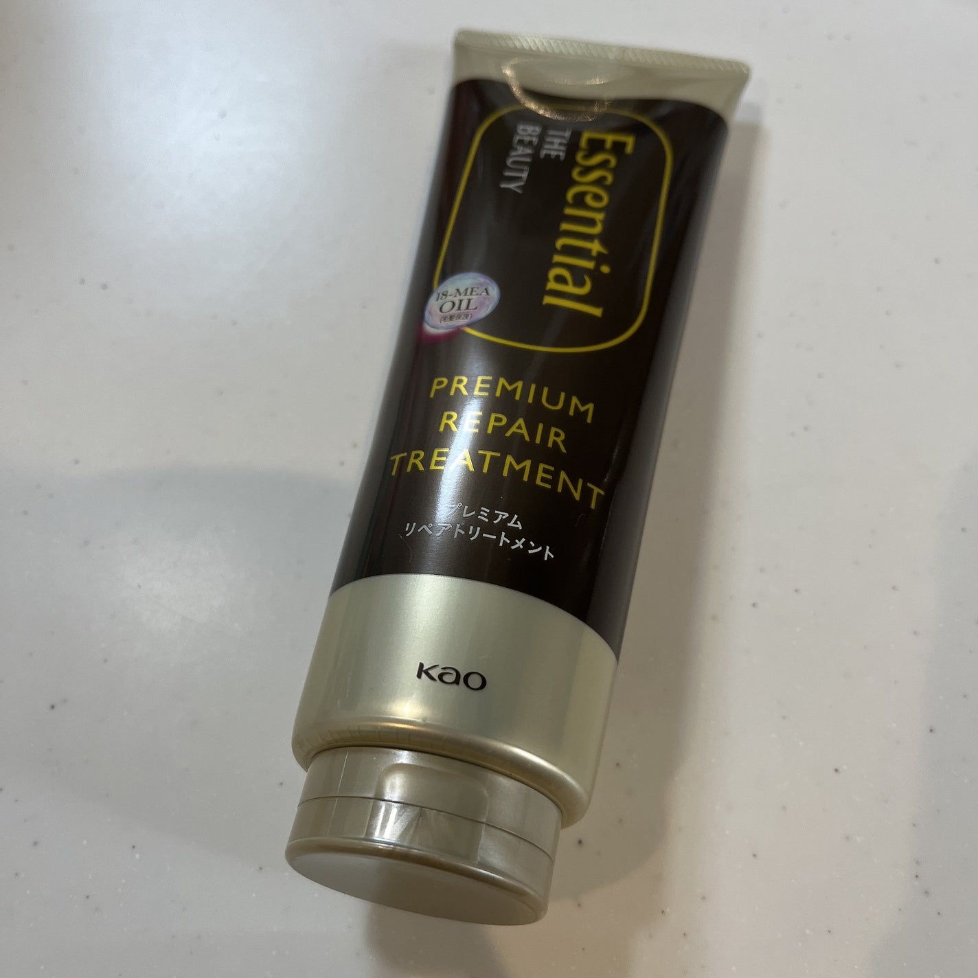THE BEAUTY 髪のキメ美容プレミアムトリートメント<モイストリペアプレミアム>/エッセンシャル/洗い流すヘアトリートメントを使ったクチコミ(1枚目)