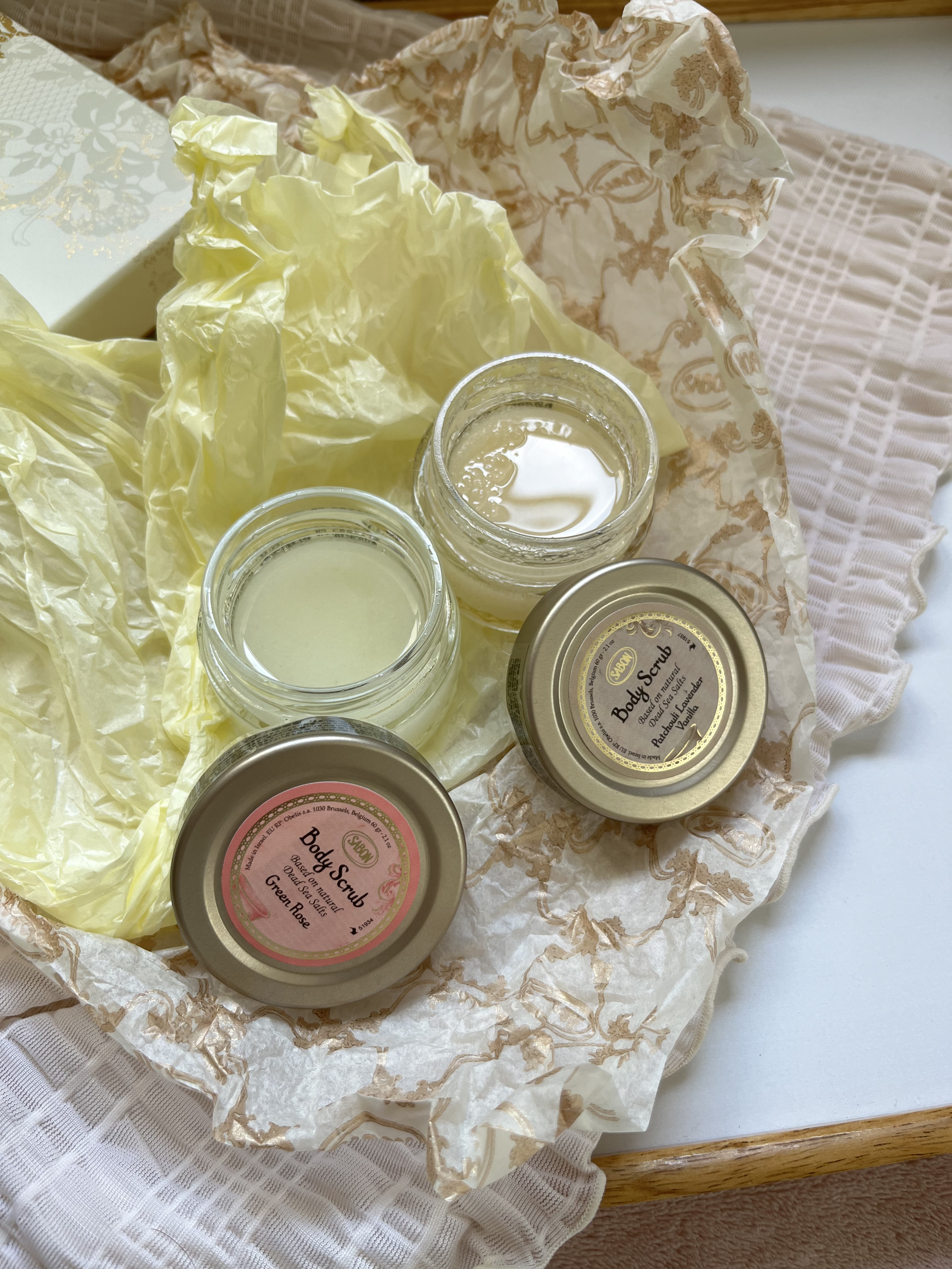 ボディスクラブ グリーン・ローズ グリーン・ローズ 320g/SABON/ボディスクラブを使ったクチコミ（3枚目）