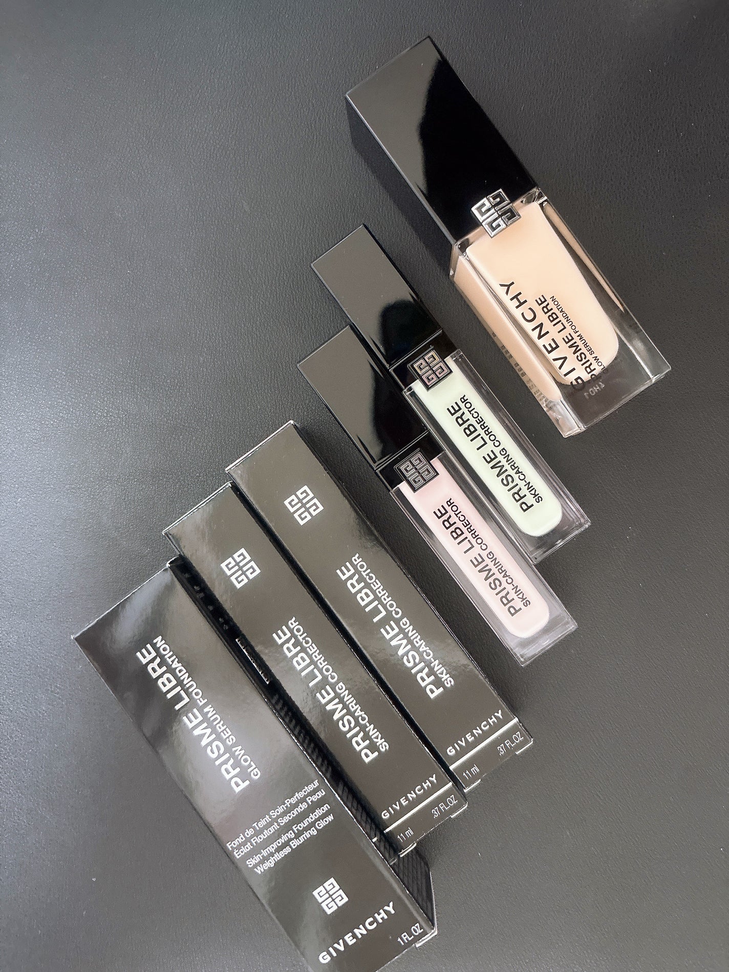 プリズム・リーブル・スキンケアリング・コレクター/GIVENCHY/化粧下地を使ったクチコミ(2枚目)