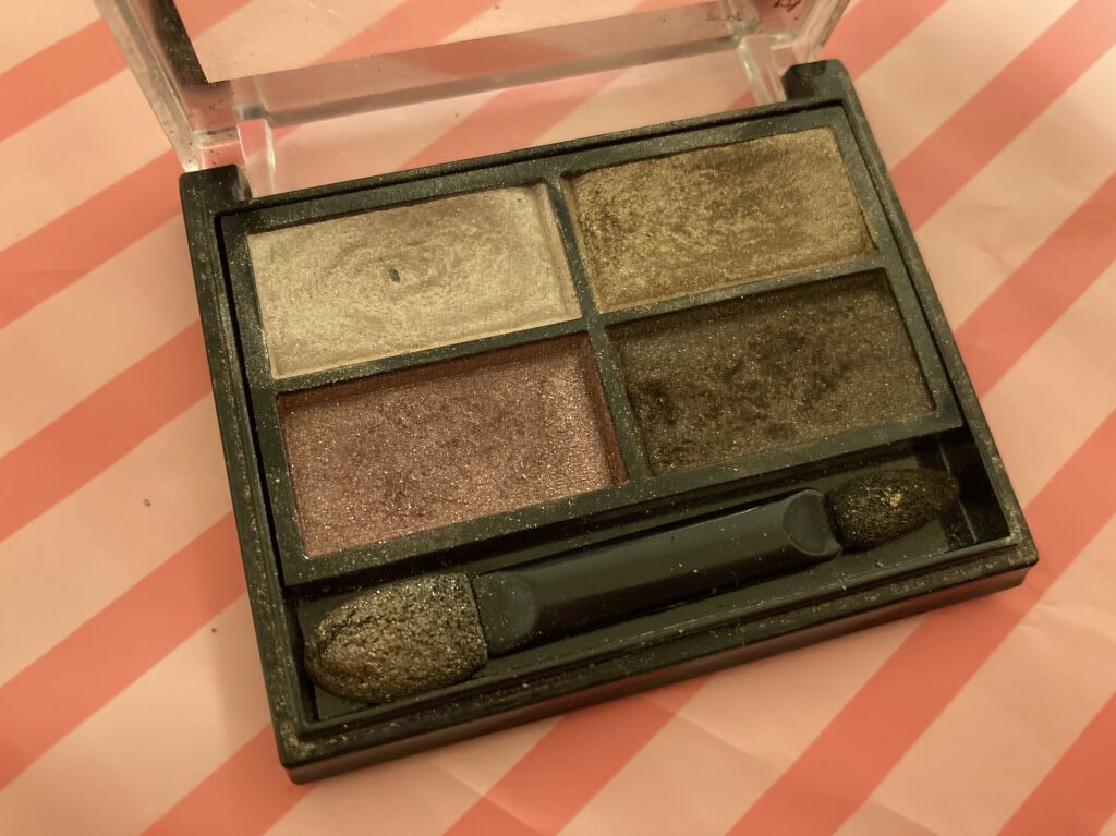 ロイヤルヴィンテージ アイズ/リンメル ロンドン/アイシャドウパレットを使ったクチコミ（2枚目）