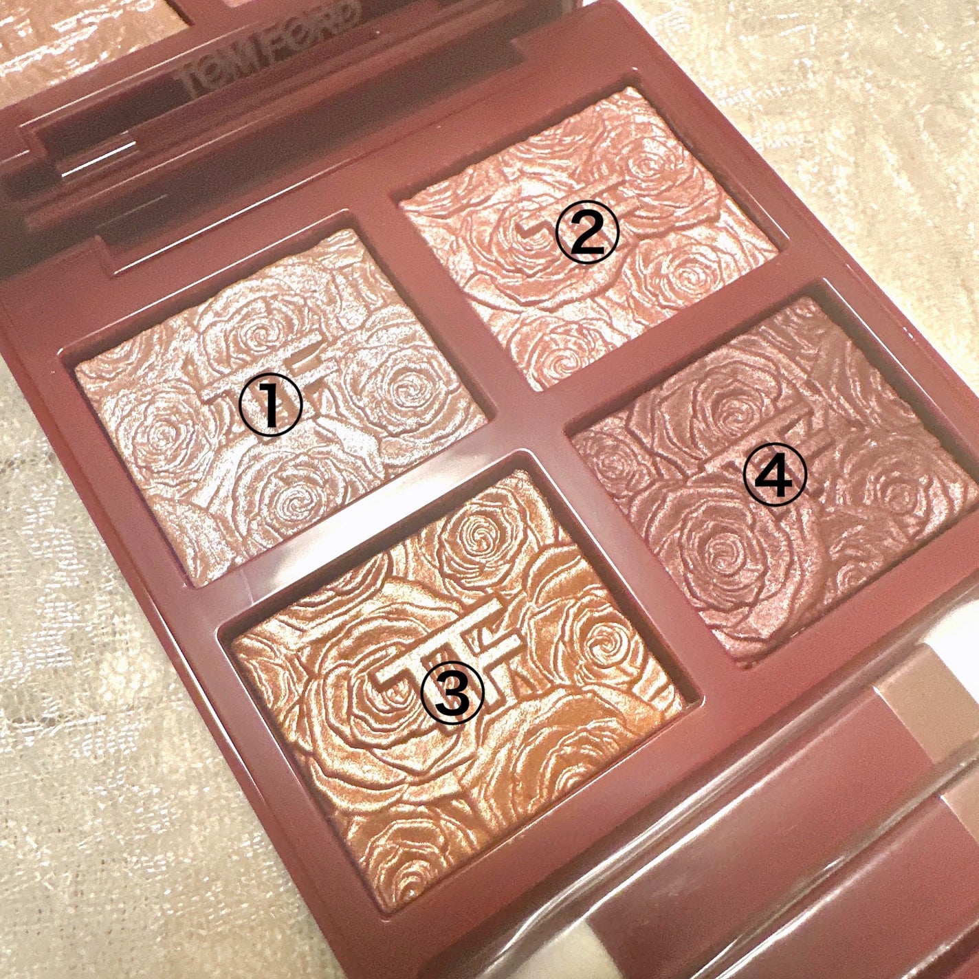 アイ カラー クォード/TOM FORD BEAUTY/アイシャドウパレットを使ったクチコミ(2枚目)