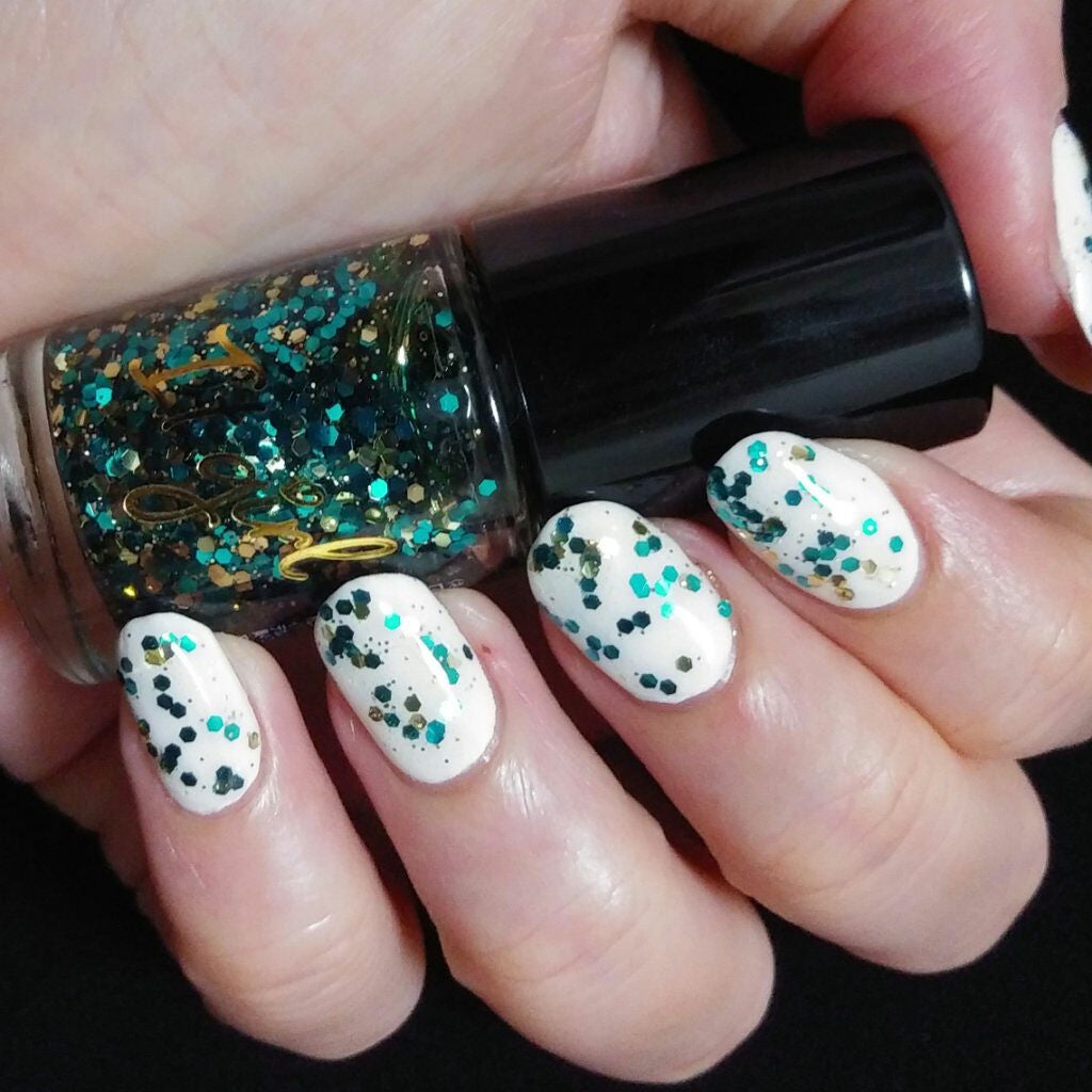 ITGグリッターネイル/DAISO/マニキュアを使ったクチコミ(5枚目)