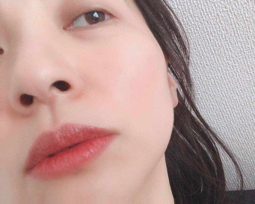 サムシングピュアブルー シマリング リップエッセンス/JILL STUART/リップケアを使ったクチコミ（1枚目）