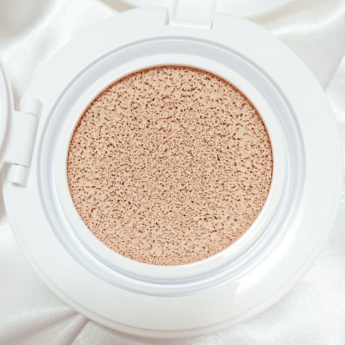 ミネラルトーンアップクッションBB /ONLY MINERALS/クッションファンデーションを使ったクチコミ(3枚目)