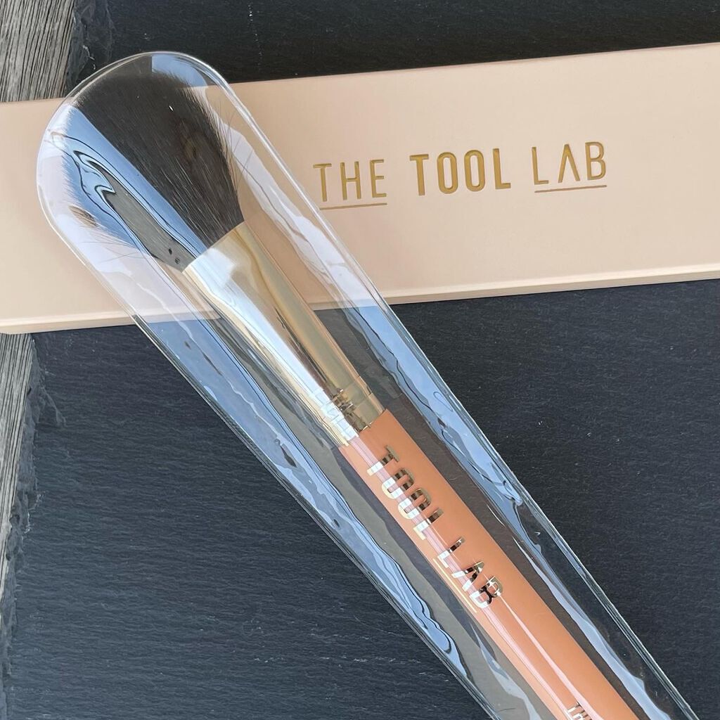 157 ライトタッチ ブラッシュ ブラシ/THE TOOL LAB/メイクブラシを使ったクチコミ(8枚目)
