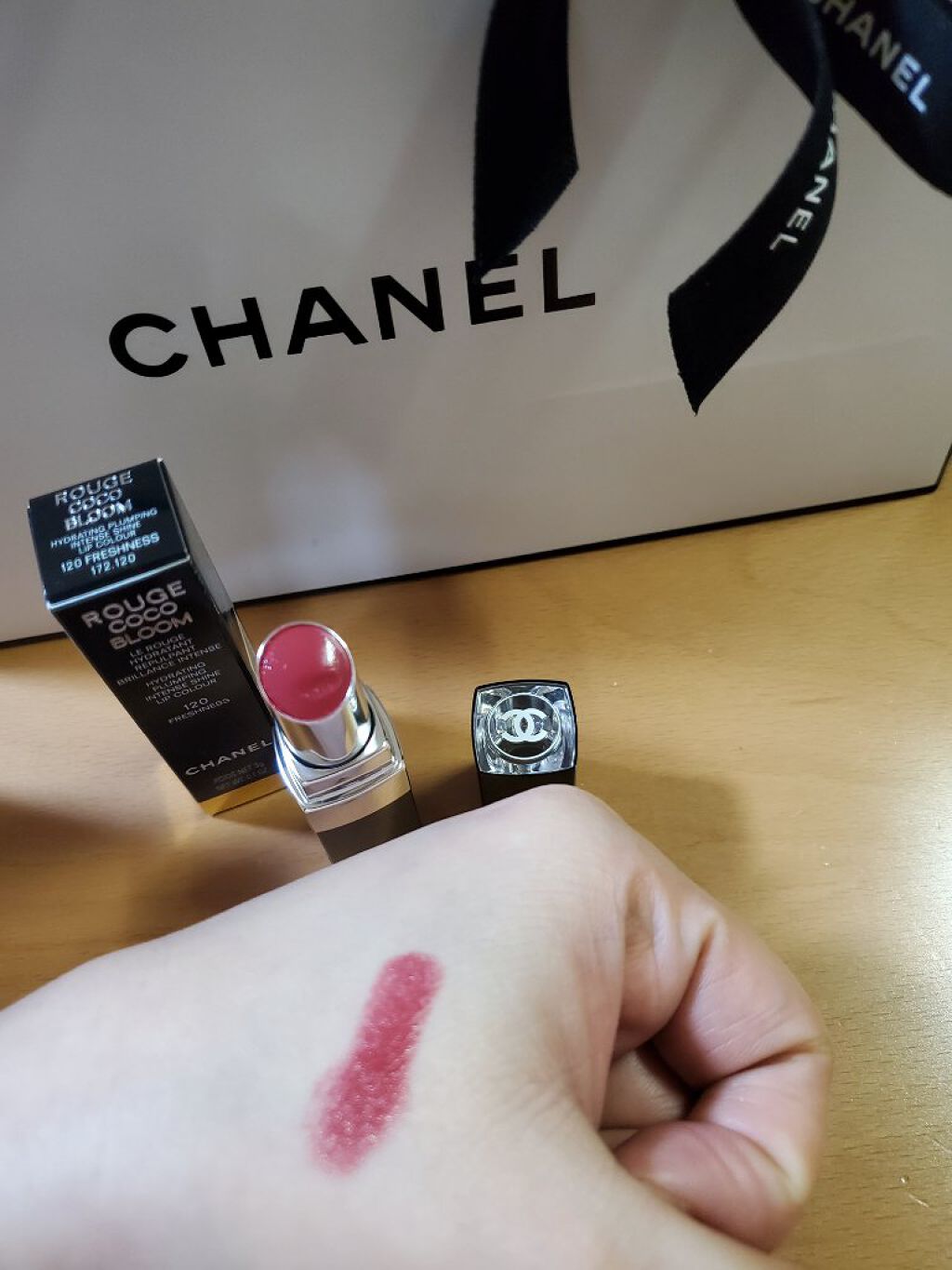 ルージュ ココ ブルーム  120 フレッシュネス/CHANEL/口紅を使ったクチコミ（3枚目）