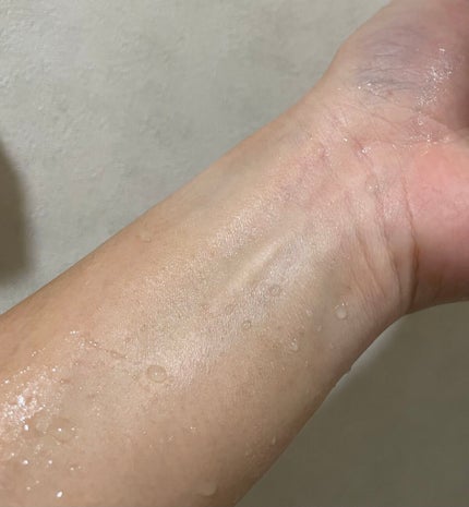 コンプリートフィット クリームベース/Amplitude/化粧下地を使ったクチコミ(4枚目)