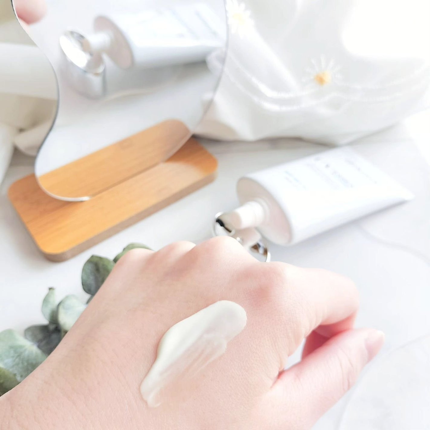 ãããœãðâ⬠on LIPS ãèã«å¿
èŠãªæ°Žåãã£ãŒãžïŒð§ïŒèã®åŒŸå/ä¿æ¹¿ã±ã¢æåã®ãã³ãã§..ãïŒ2æç®ïŒ