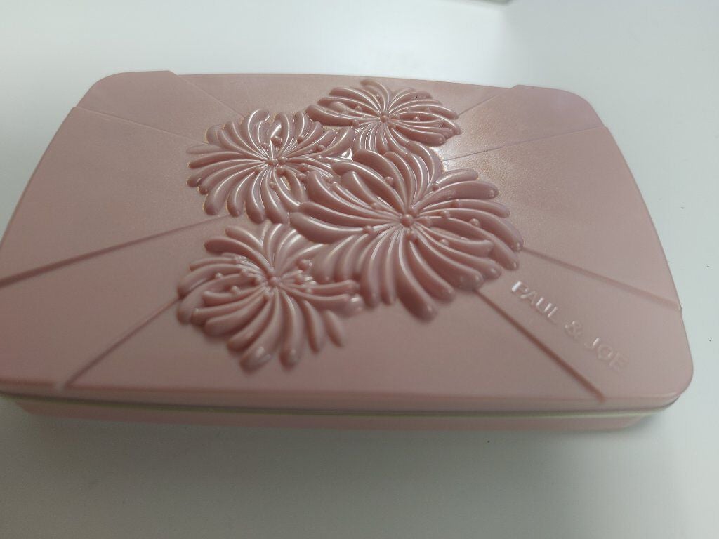 ヴェール ファンデーション/PAUL & JOE BEAUTE/パウダーファンデーションを使ったクチコミ(1枚目)