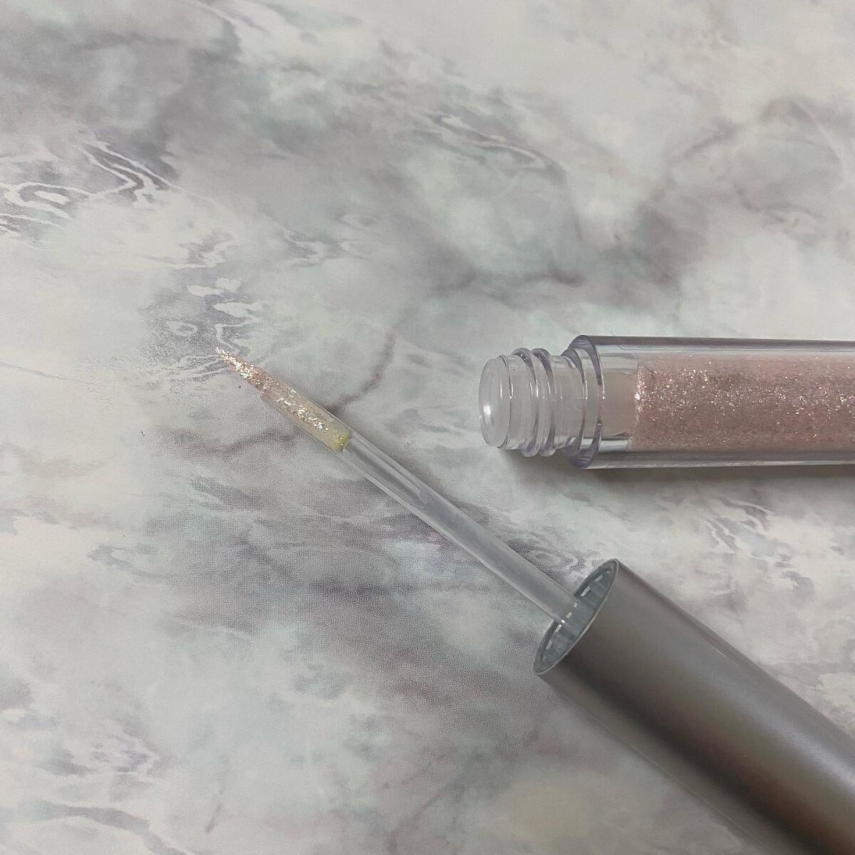 アイビービーグリッター/RICAFROSH/グリッターを使ったクチコミ(3枚目)