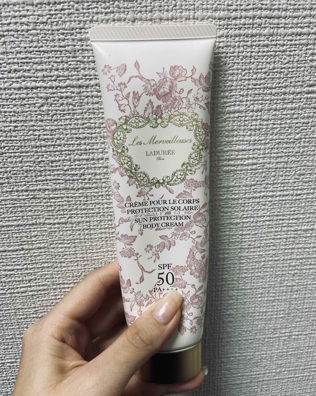 サンプロテクション ボディクリーム/レ・メルヴェイユーズ ラデュレ/日焼け止めクリームを使ったクチコミ（1枚目）