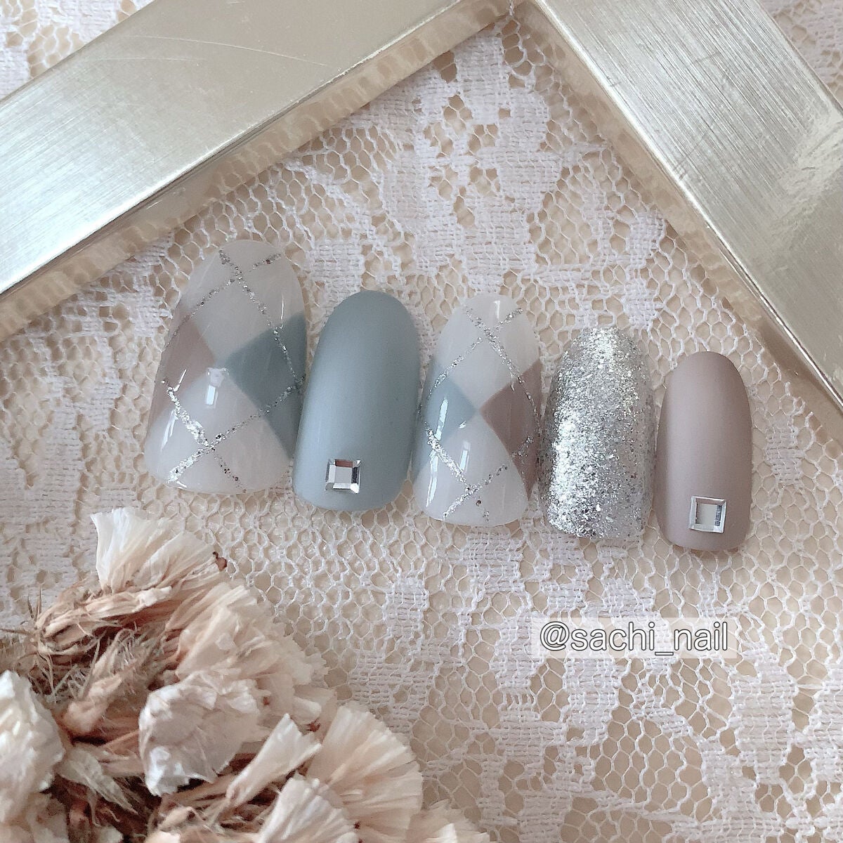 カラフルネイルズ/キャンメイク/マニキュアを使ったクチコミ(4枚目)