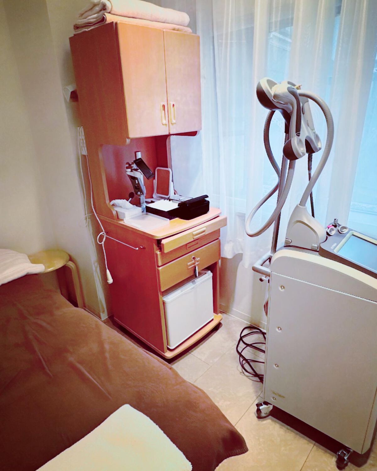 CHÏZU on LIPS 「お友達のオススメで🥰ジェネシスで肌質改善✨マスク生活での肌トラ..」(3枚目)